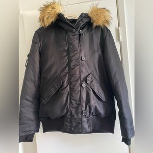 Aqua puffer coat jacket black EUC faux fur hood medium